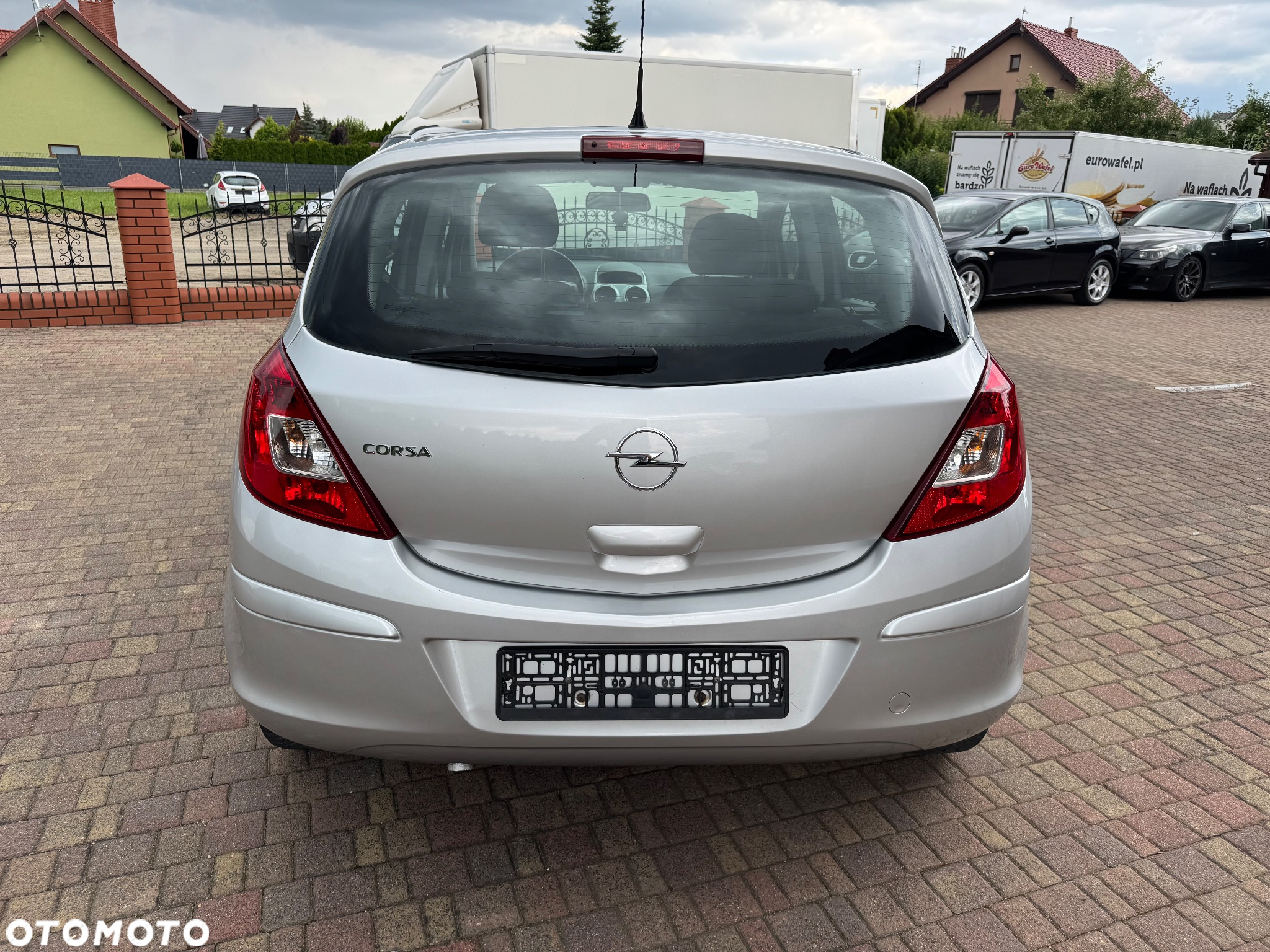 Opel Corsa 1.2 16V Cosmo - 6