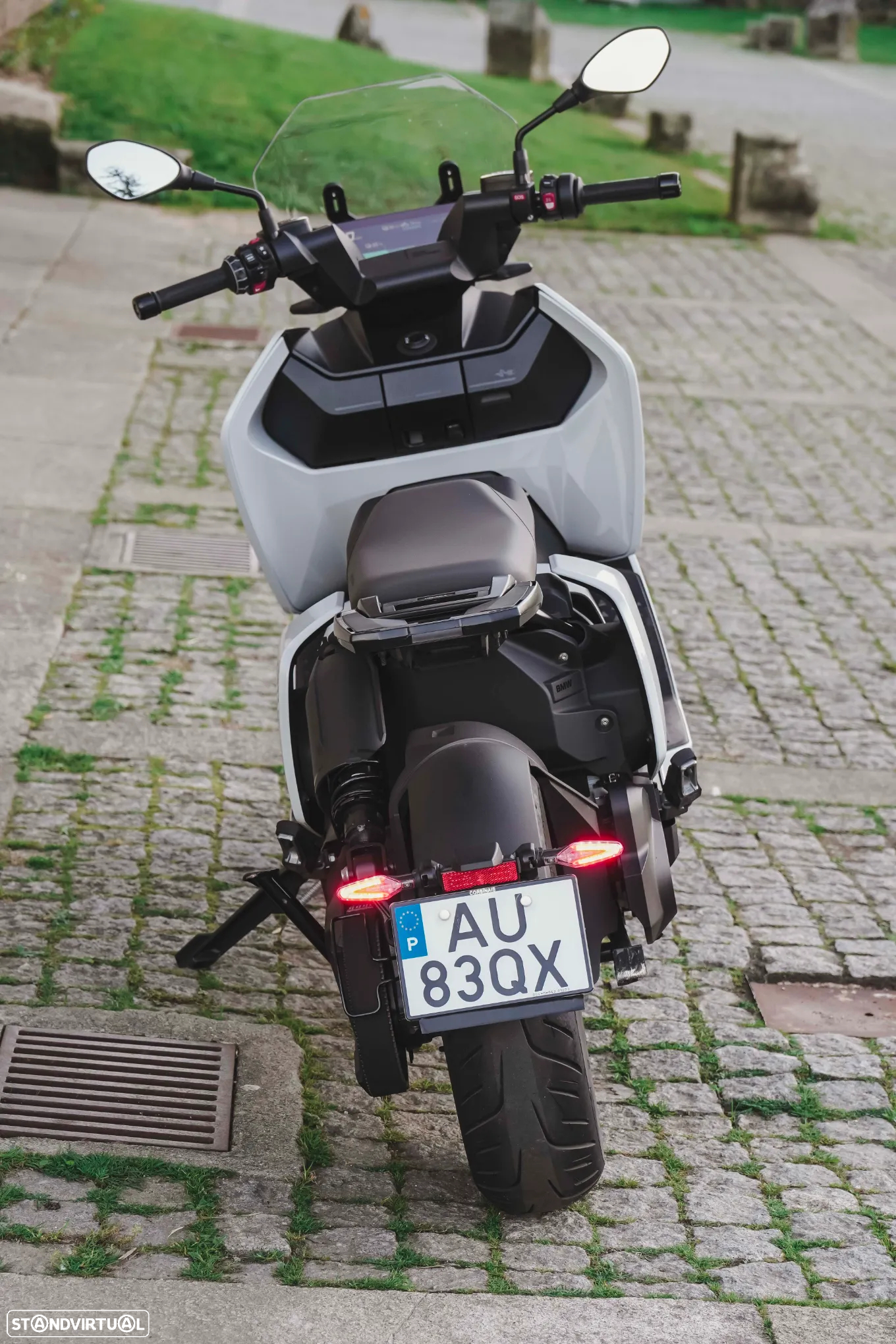 BMW CE 04 - 32