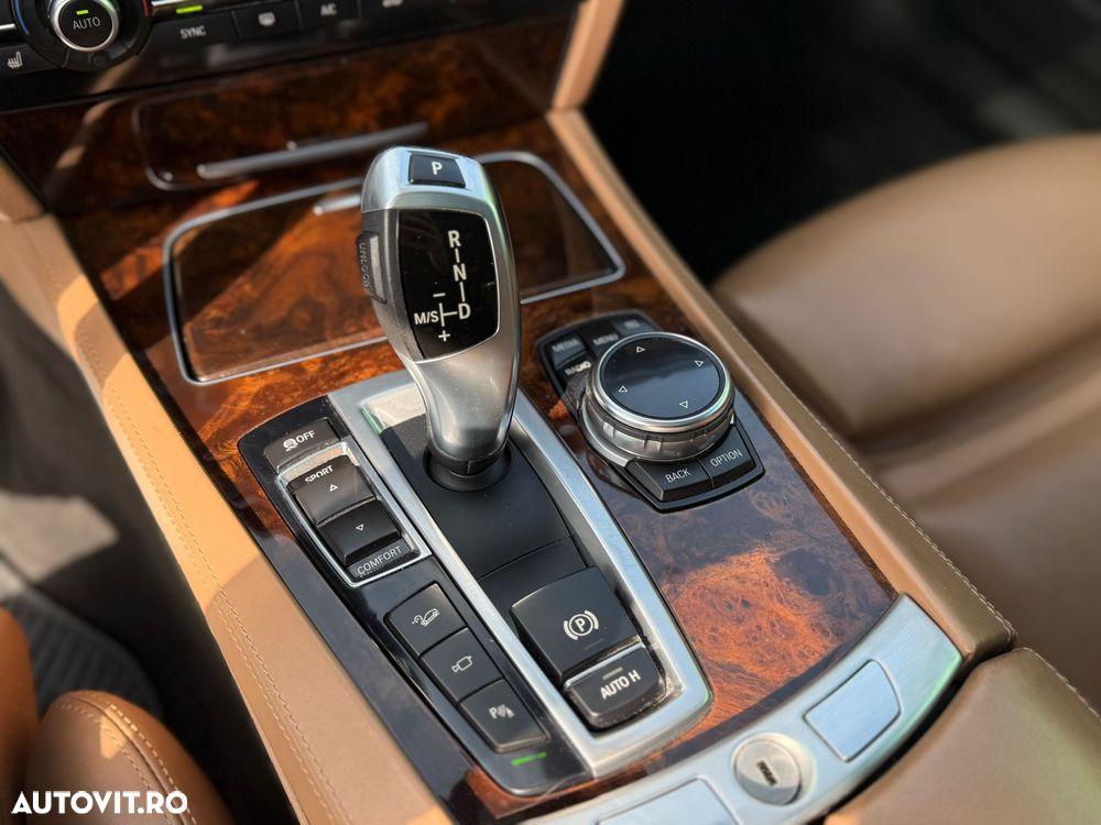 BMW Seria 7 740d xDrive Edition Exclusive - 16