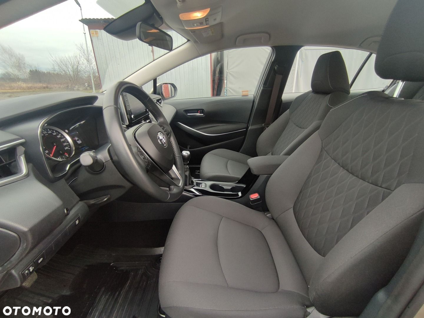 Toyota Corolla - 11