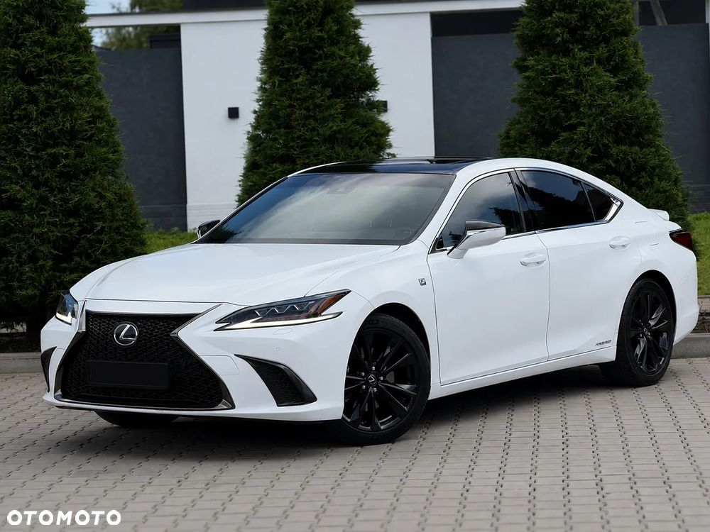 Lexus ES 300h F Sport - 2