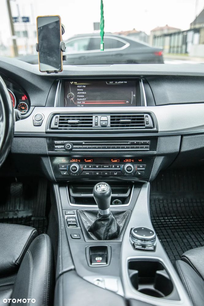 BMW Seria 5 520d - 18