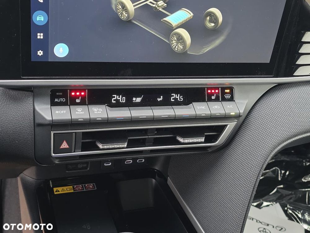 Toyota Camry 2.5 Hybrid Dynamic Force Comfort e-CVT - 21
