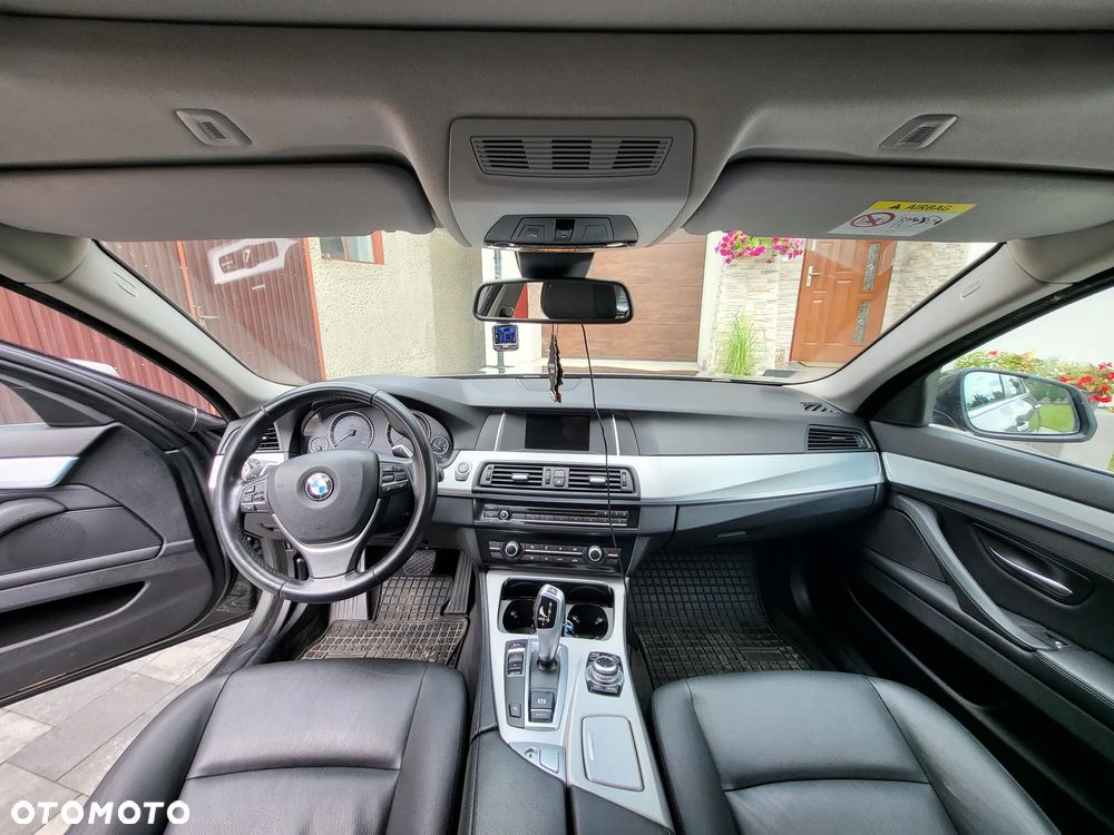 BMW Seria 5 518d - 8