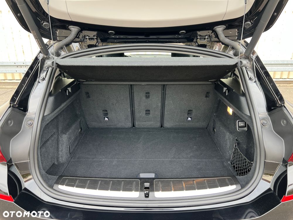 BMW X2 sDrive18i Advantage - 38