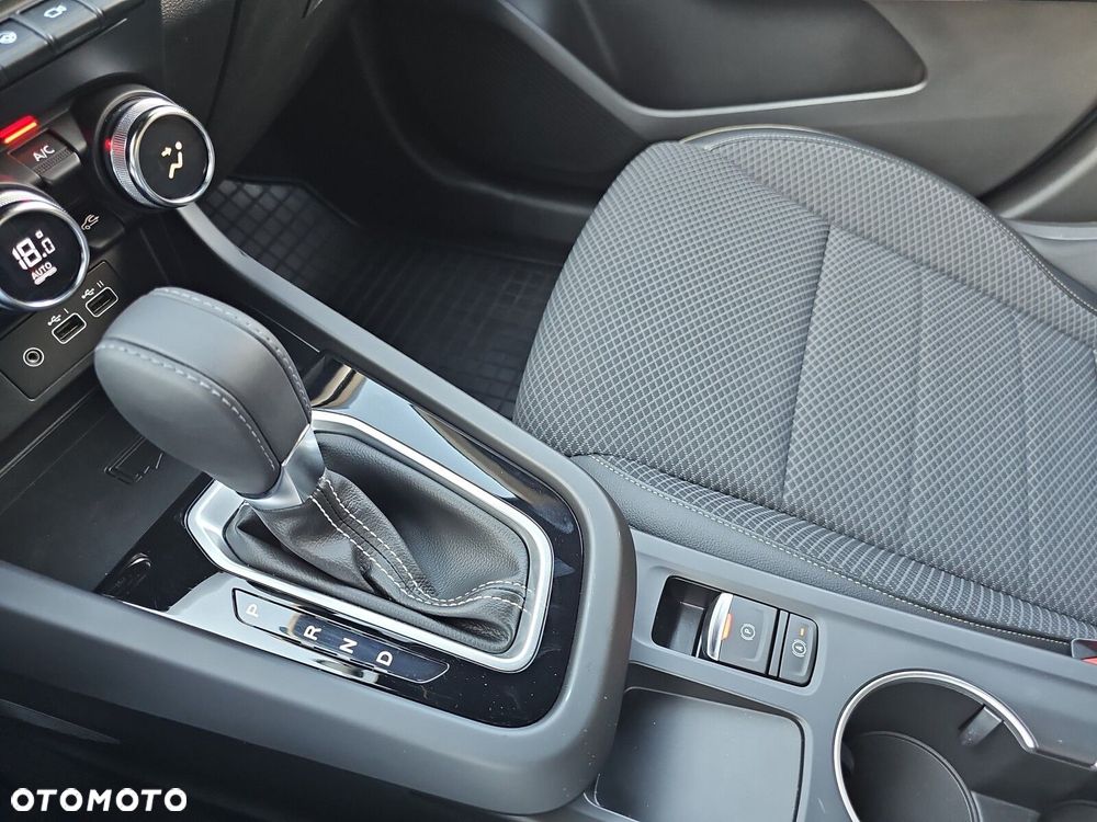 Renault Arkana 1.3 TCe mHEV Techno EDC - 25