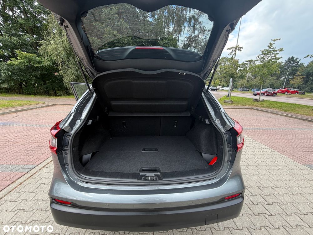 Nissan Qashqai 1.3 DIG-T N-Connecta EU6d - 11