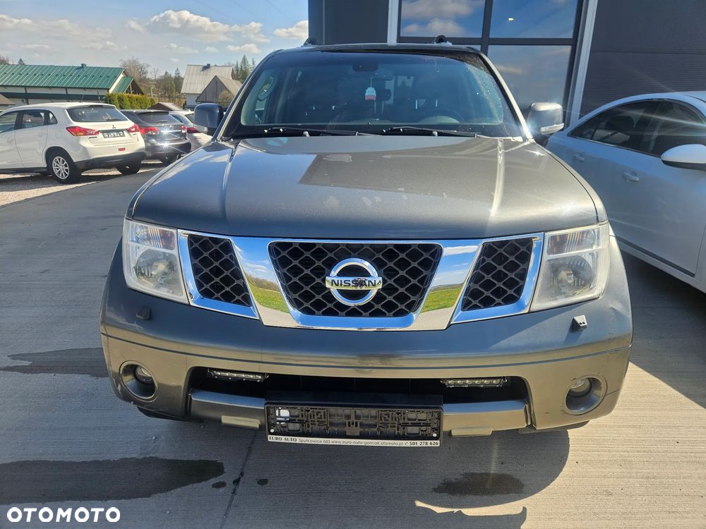 Nissan Pathfinder 2.5 DCi Platinum - 1