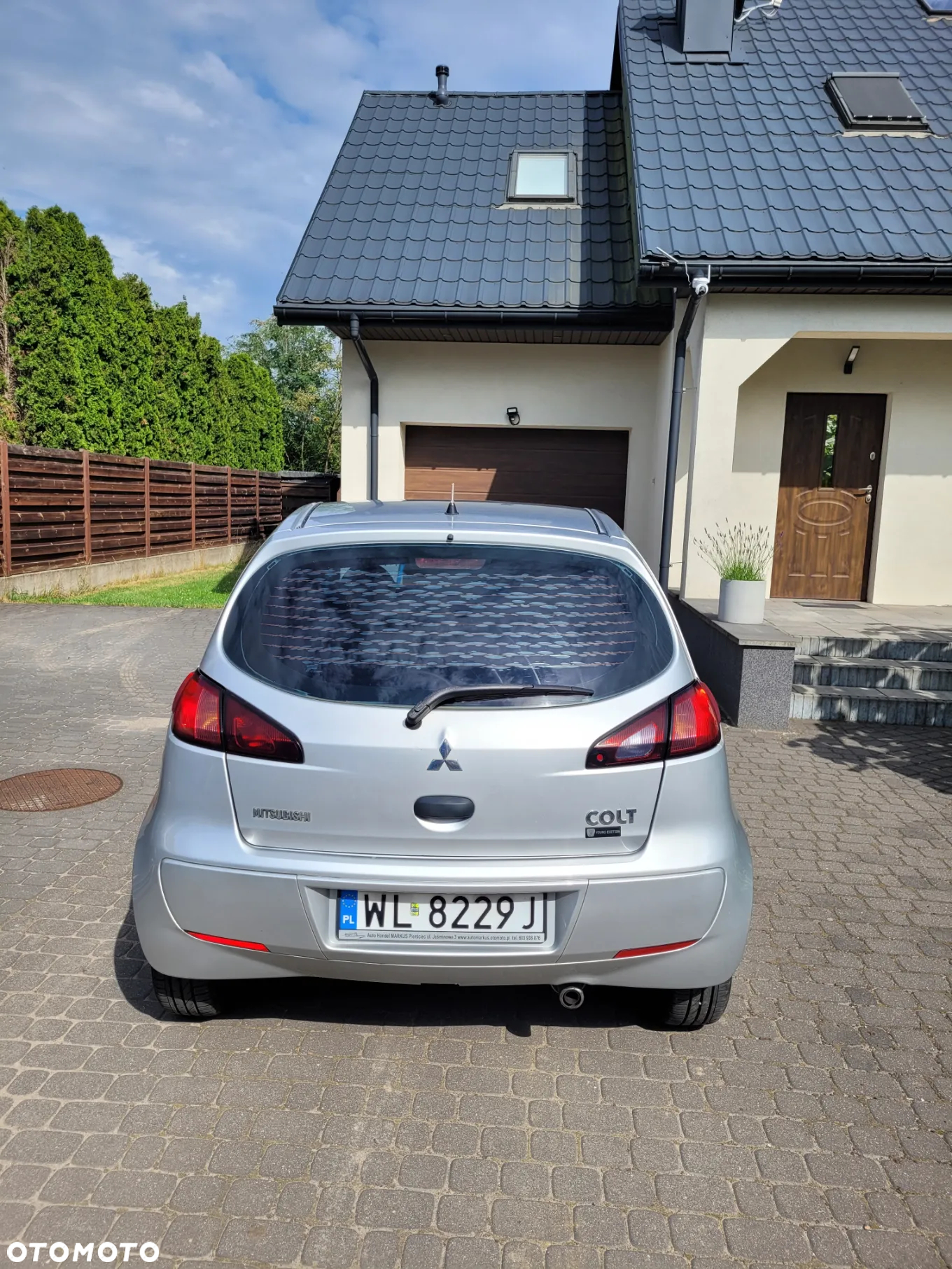 Mitsubishi Colt - 5