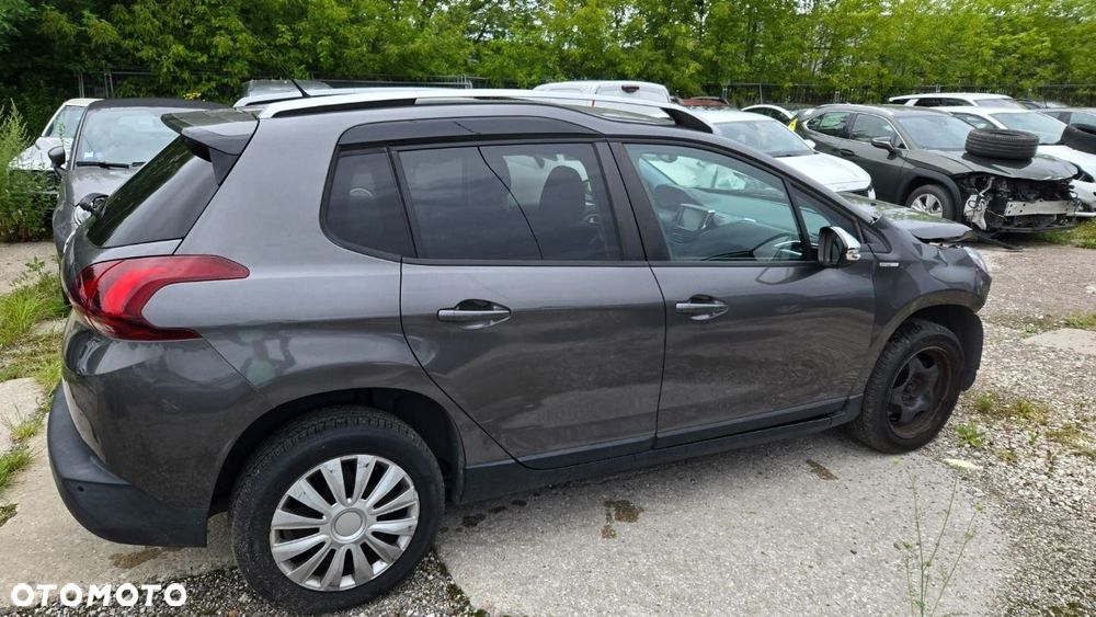 Peugeot 2008 - 4