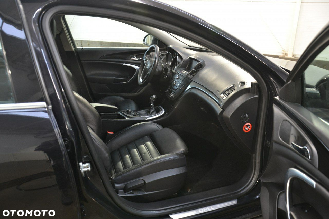 Opel Insignia - 17