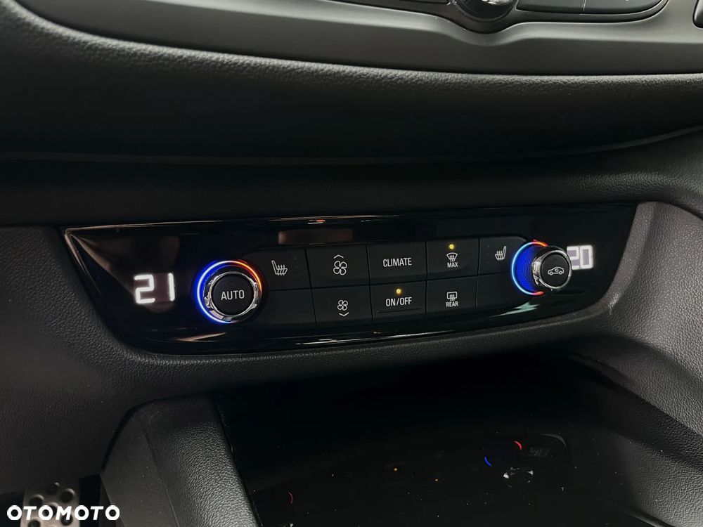 Opel Insignia 1.5 T Exclusive S&S - 31