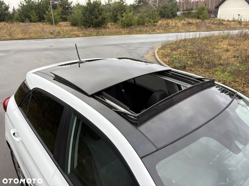 Hyundai i20 1.2 Intro Edition - 18