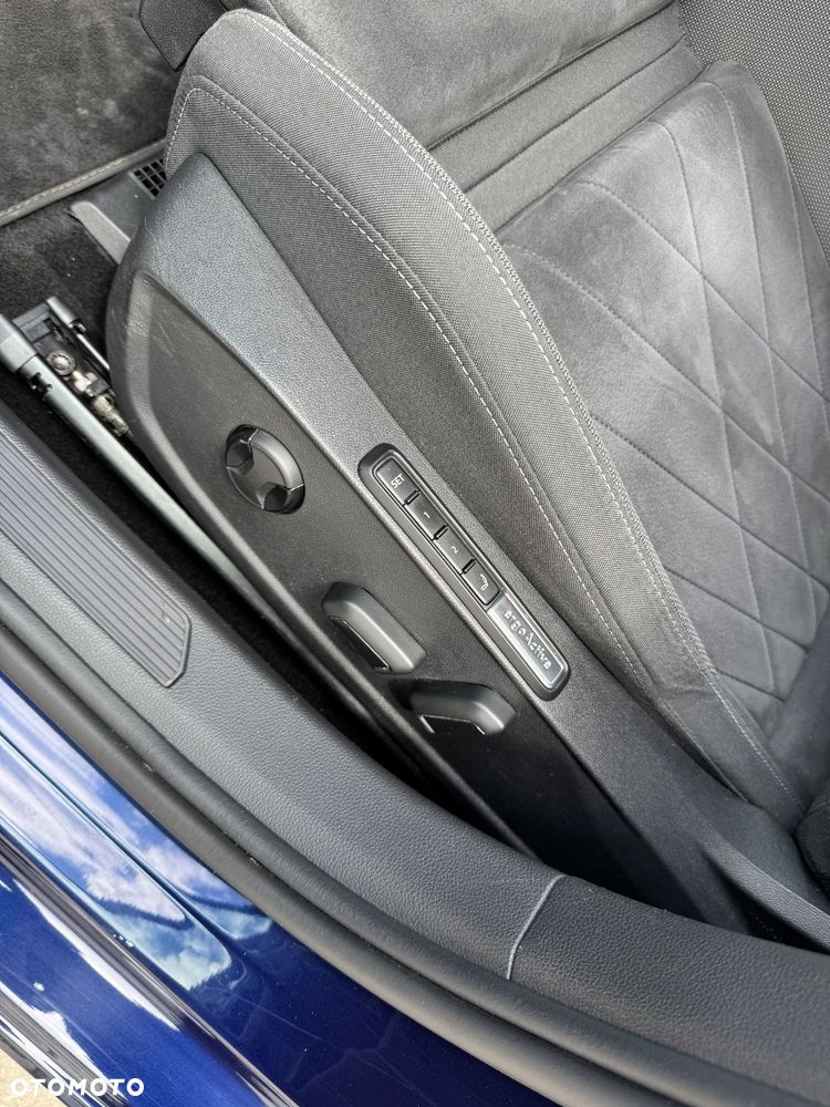 Volkswagen Golf 1.5 eTSI Style DSG - 36