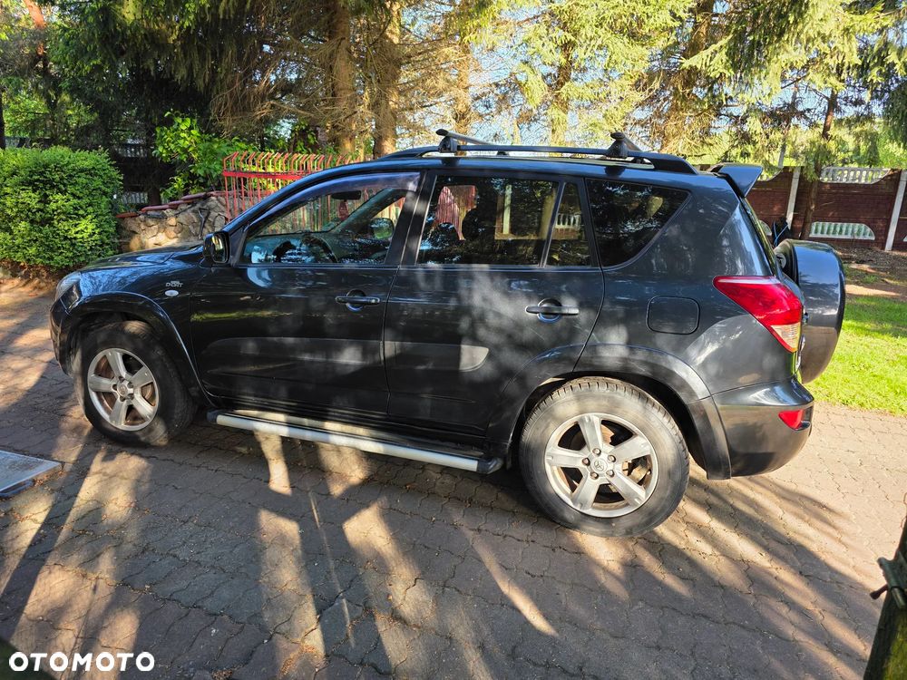 Toyota RAV4 2.2 D-CAT 4x4 Executive - 5