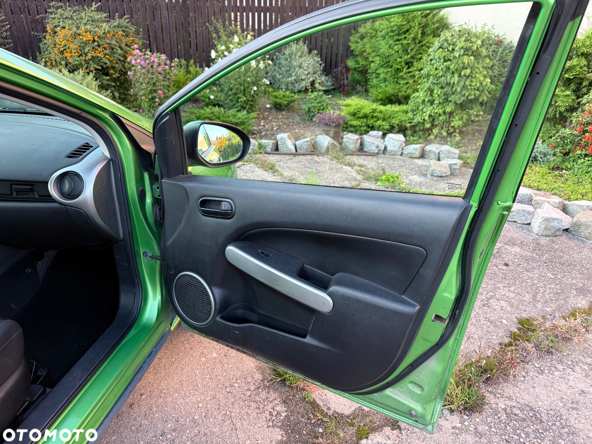 Mazda 2 1.3 Exclusive - 24