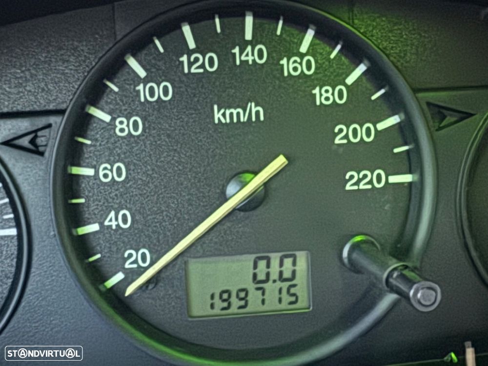 Ford Fiesta 1.25 Ghia - 26