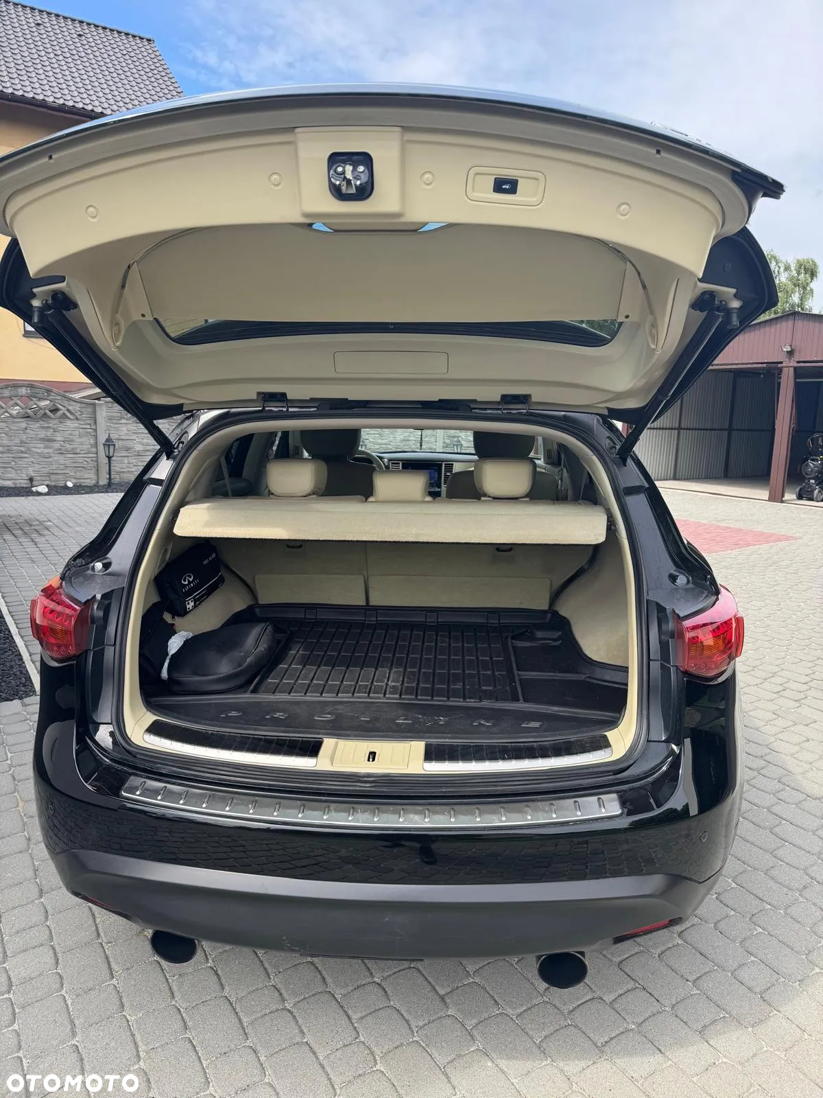 Infiniti QX70 3.0d S Premium - 7