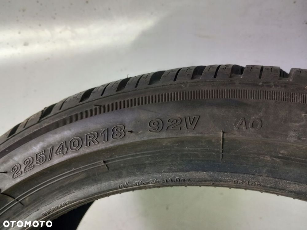 225/40R18 Bridgestone Blizzak LM005 - 6