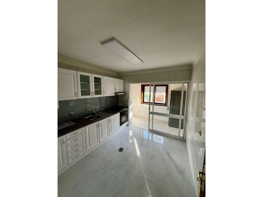 T2+1 com Box Fechada | Mafamude, Vila Nova de Gaia - Grande imagem: 4/9