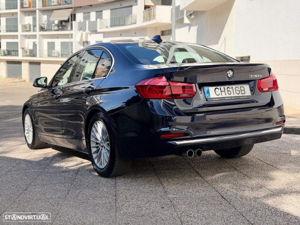 BMW 330 e iPerformance Line Luxury - 17