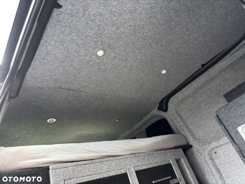 Ford TRANSIT CUSTOM - 13