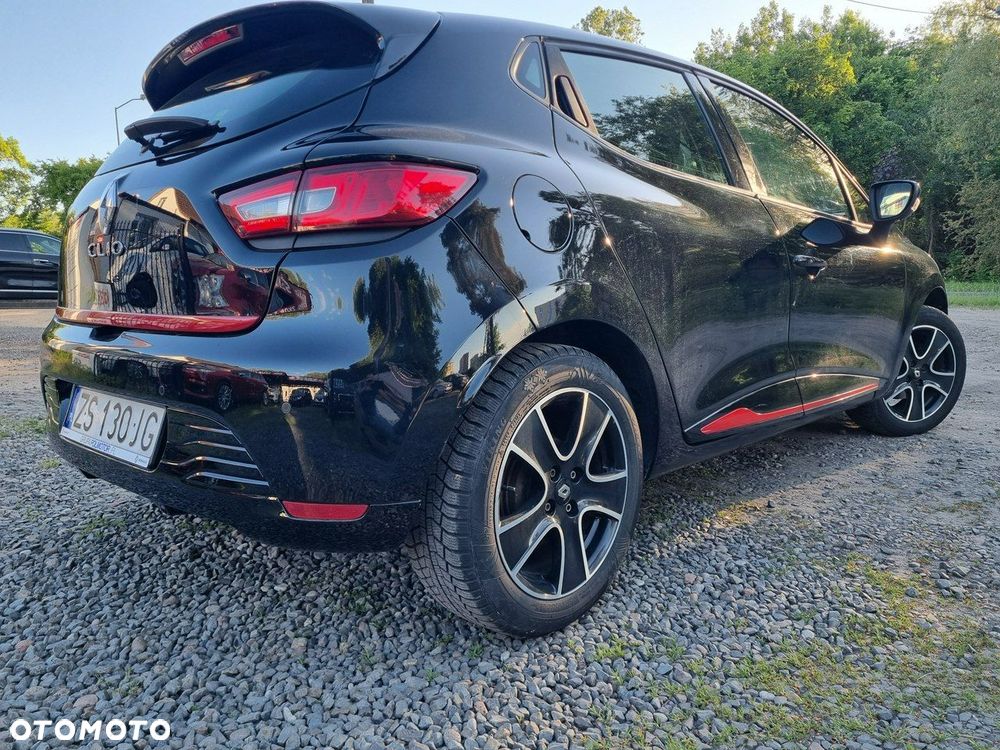 Renault Clio - 10