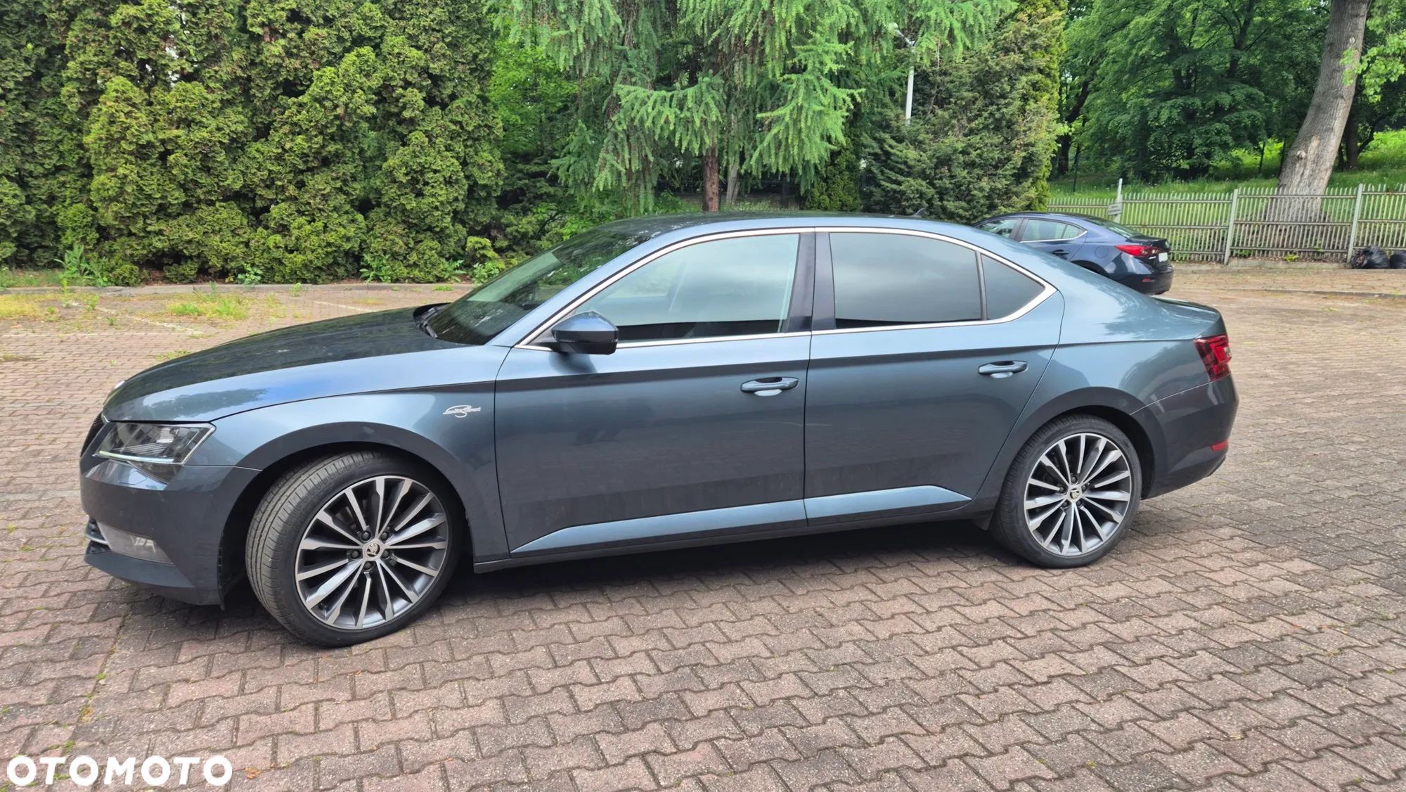 Skoda Superb 2.0 TDI 4x4 L&K DSG - 1
