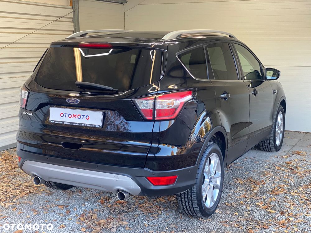 Ford Kuga 2.0 TDCi 2x4 Titanium - 34