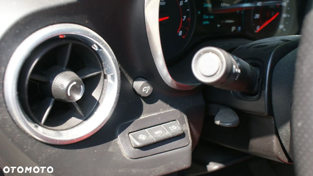 Chevrolet Camaro - 33