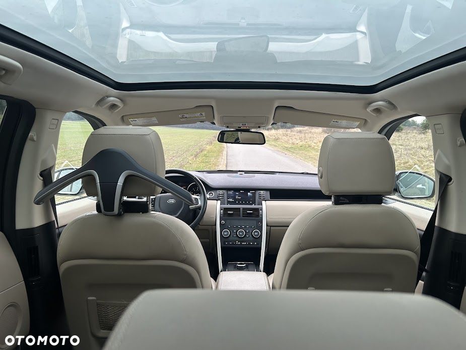Land Rover Discovery Sport - 21