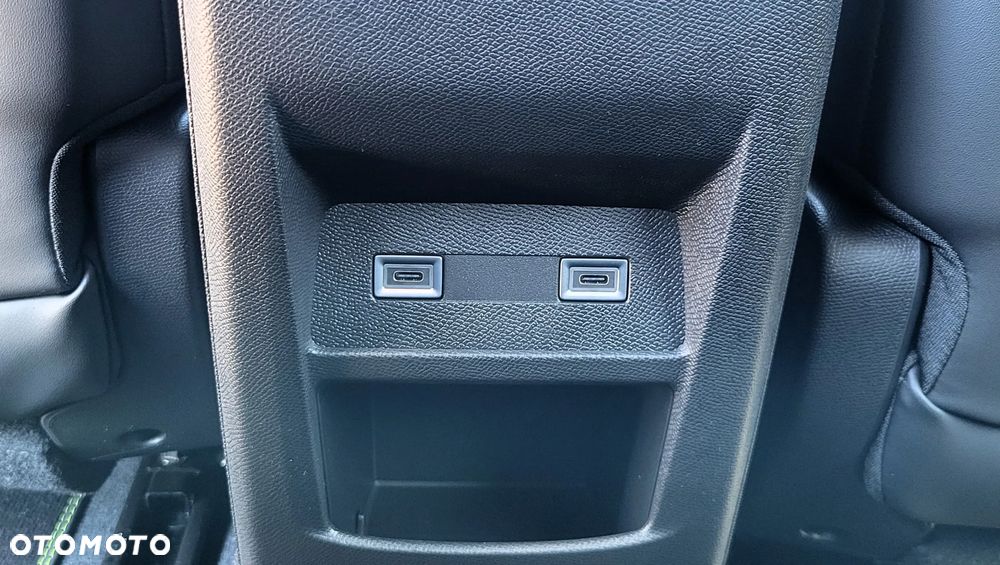 Peugeot 408 1.2 PureTech mHEV GT S&S e-DSC6 - 33