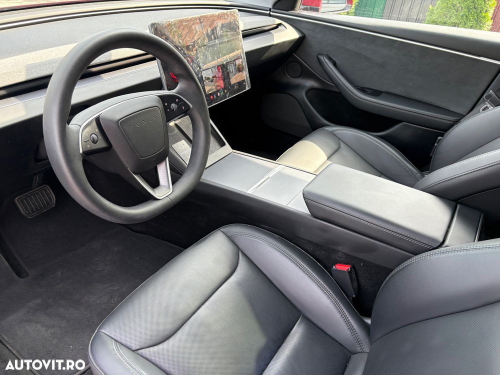 TESLA Model 3 2025 — imagine 7