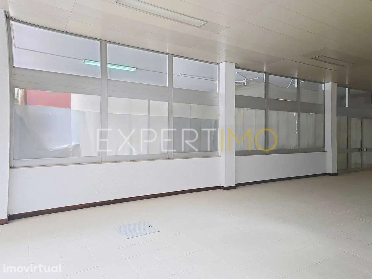 Loja com 80m2 no Empreendimento Três Castelos - Grande imagem: 2/15