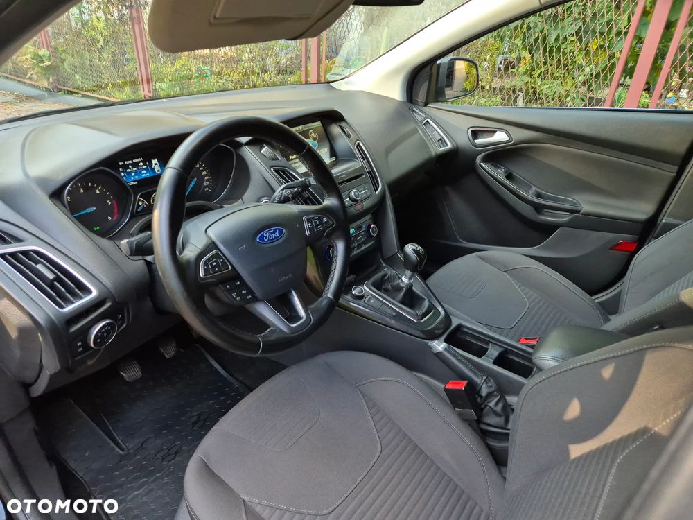 Ford Focus 2.0 TDCi Titanium ASS - 13