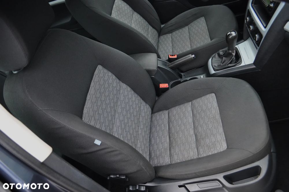 Skoda Octavia 1.6 Combi Selection - 26