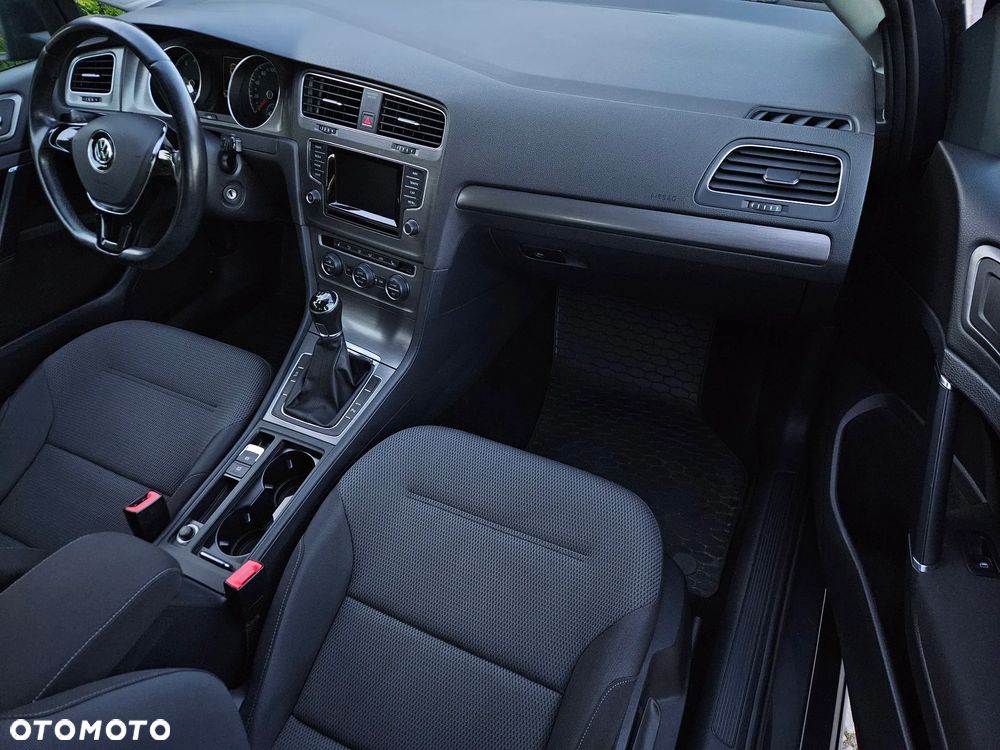 Volkswagen Golf 1.2 TSI BlueMotion Technology Comfortline - 18