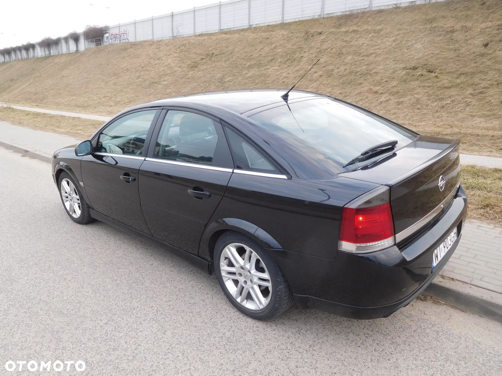 Opel Vectra 2.0 Turbo First Edition - 3