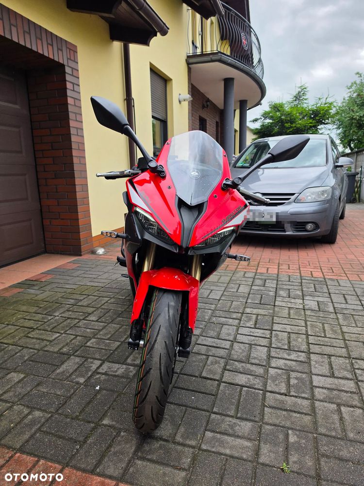 QJMOTOR SRK 125R - 7