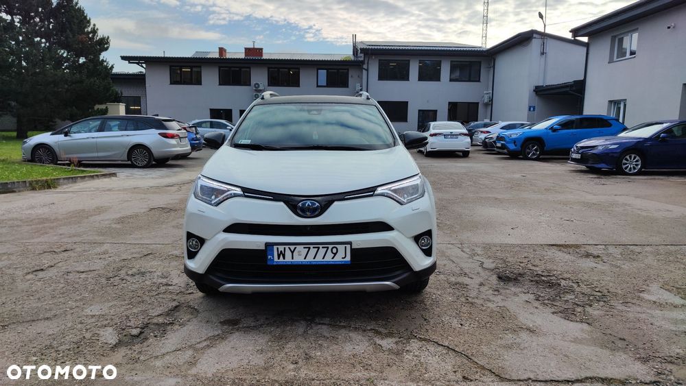 Toyota RAV4 - 11