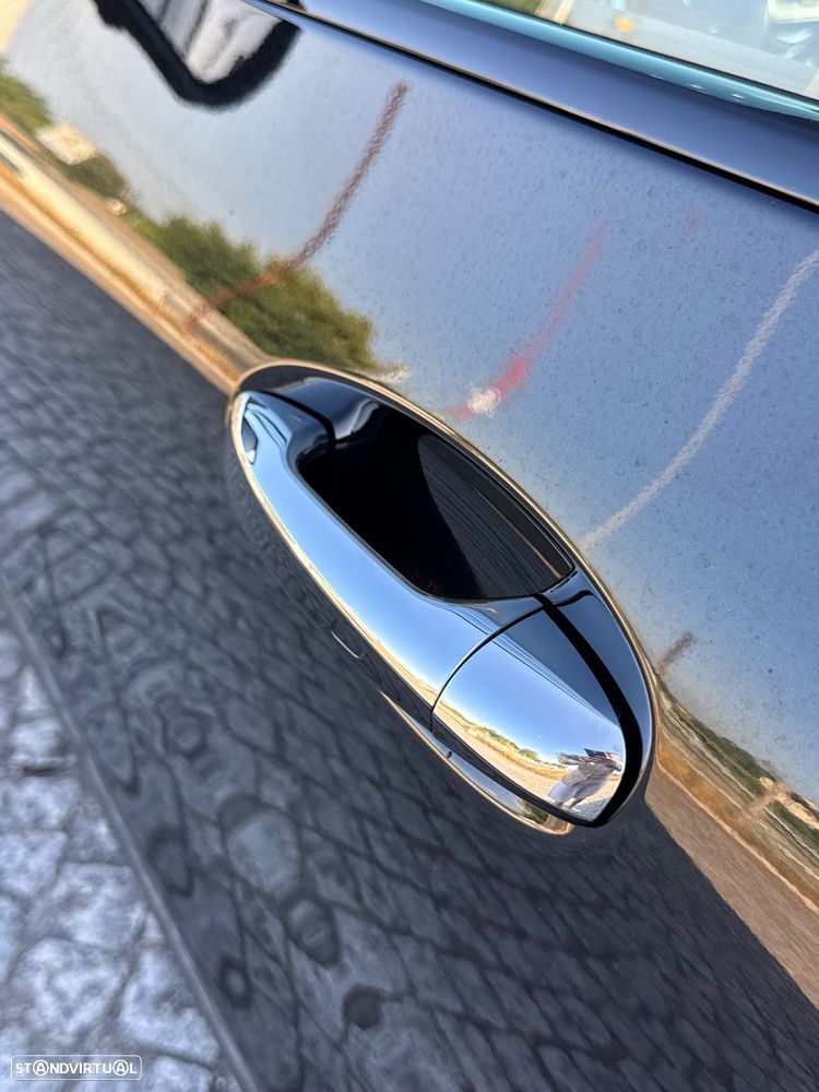 Mercedes-Benz GLA 250 e AMG Line - 14