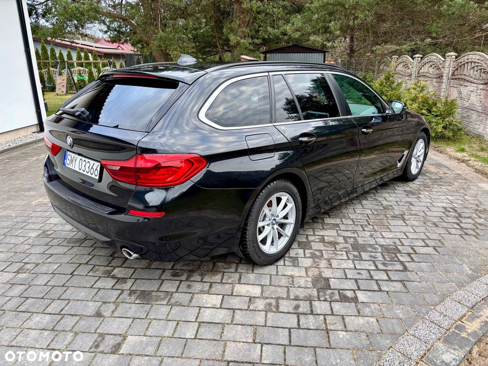 BMW Seria 5 520d Sport Line - 5