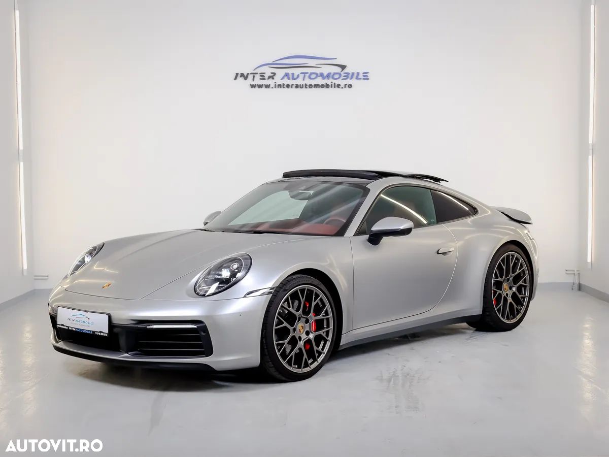 Porsche 911 Carrera 4S - 1