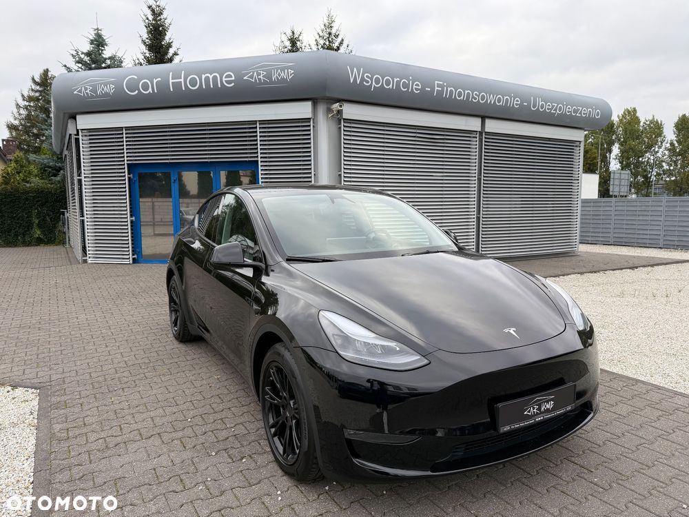Tesla Y Long Range AWD - 1