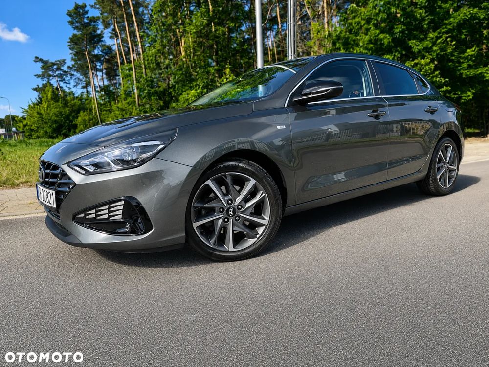 Hyundai i30 1.5 T-GDI 48V Comfort DCT - 2