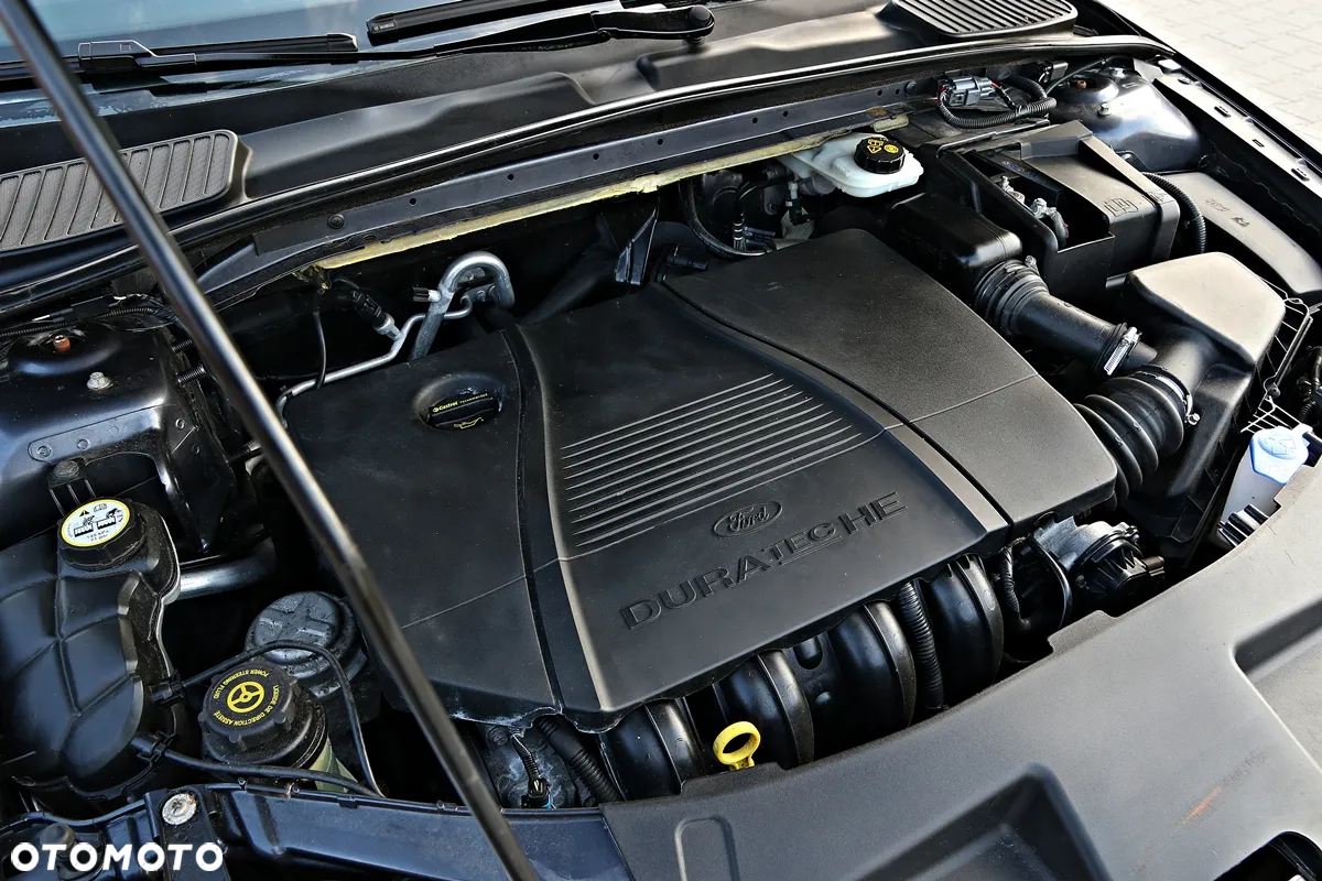 Ford Mondeo 2.0 Ghia - 38