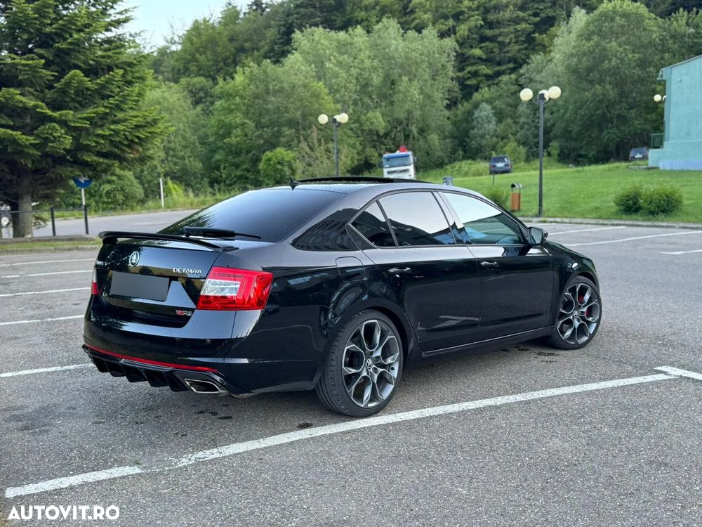 Skoda Octavia 2.0 TSI RS - 4