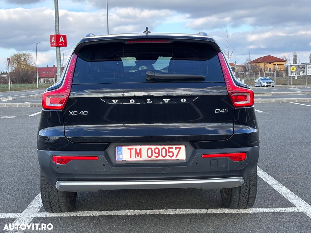 Volvo XC 40 D4 AWD Geartronic - 25
