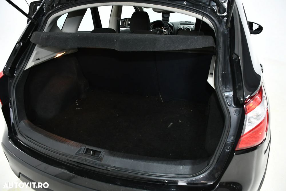 Nissan Qashqai 1.5 dCi DPF visia - 24
