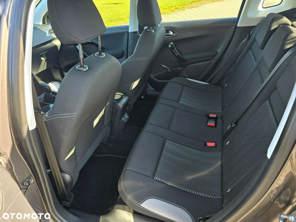 Peugeot 2008 - 18